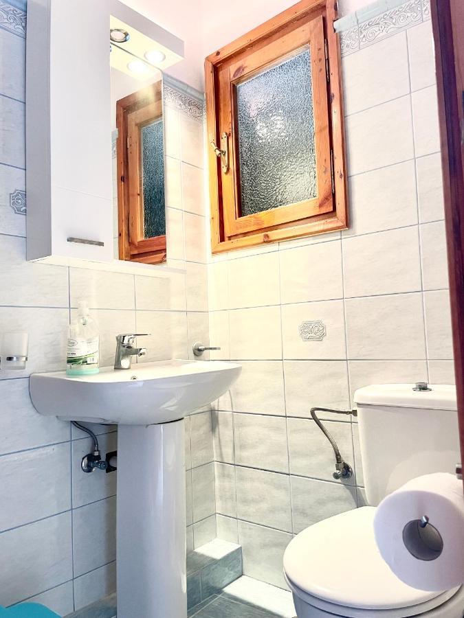 Elia Apartment Doukádes Екстериор снимка