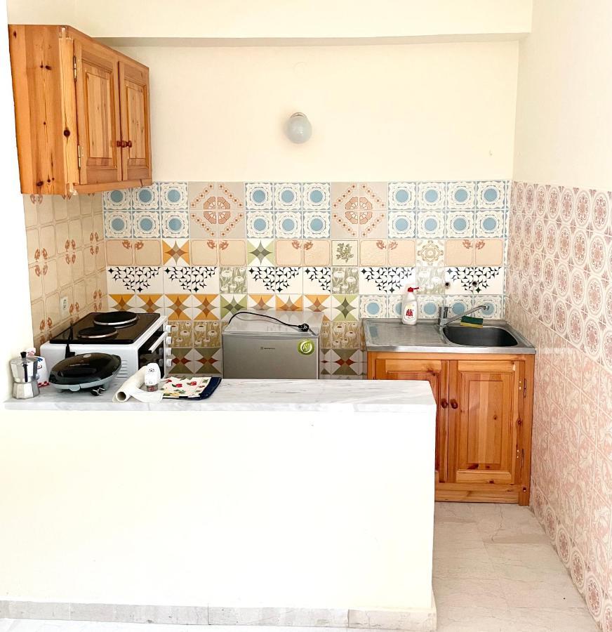 Elia Apartment Doukádes Екстериор снимка